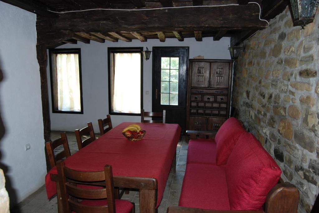 Къща Балканец Balkanets (Lovech) Exteriör bild