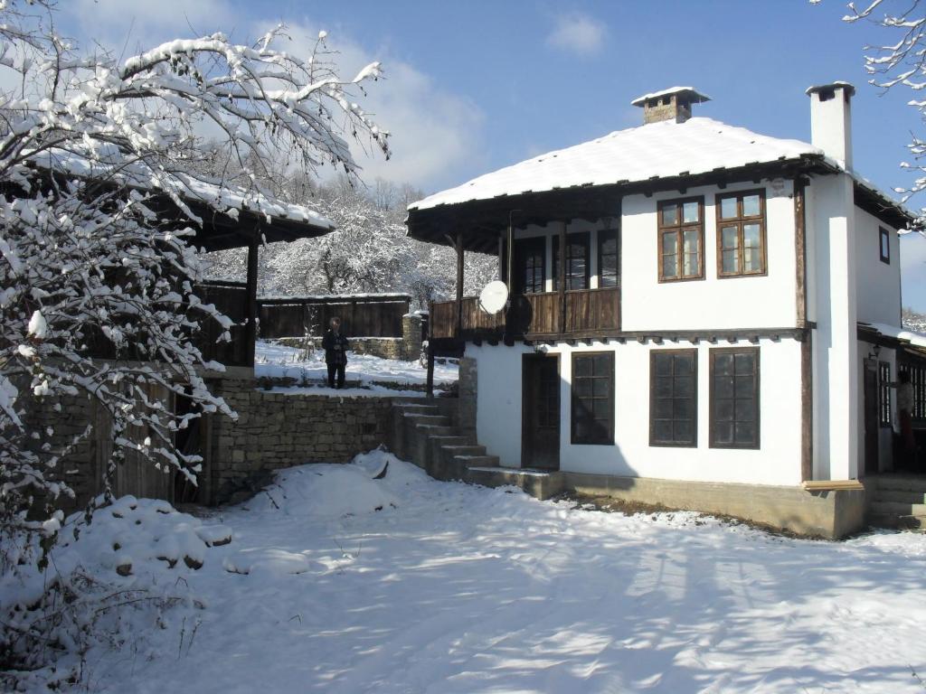 Къща Балканец Balkanets (Lovech) Exteriör bild