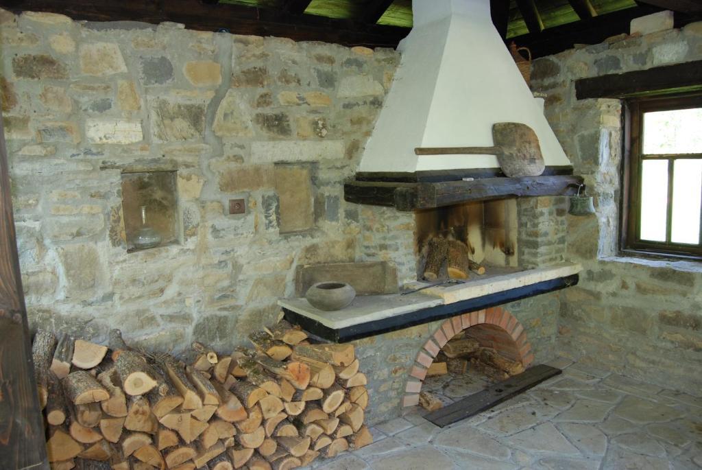 Къща Балканец Balkanets (Lovech) Exteriör bild