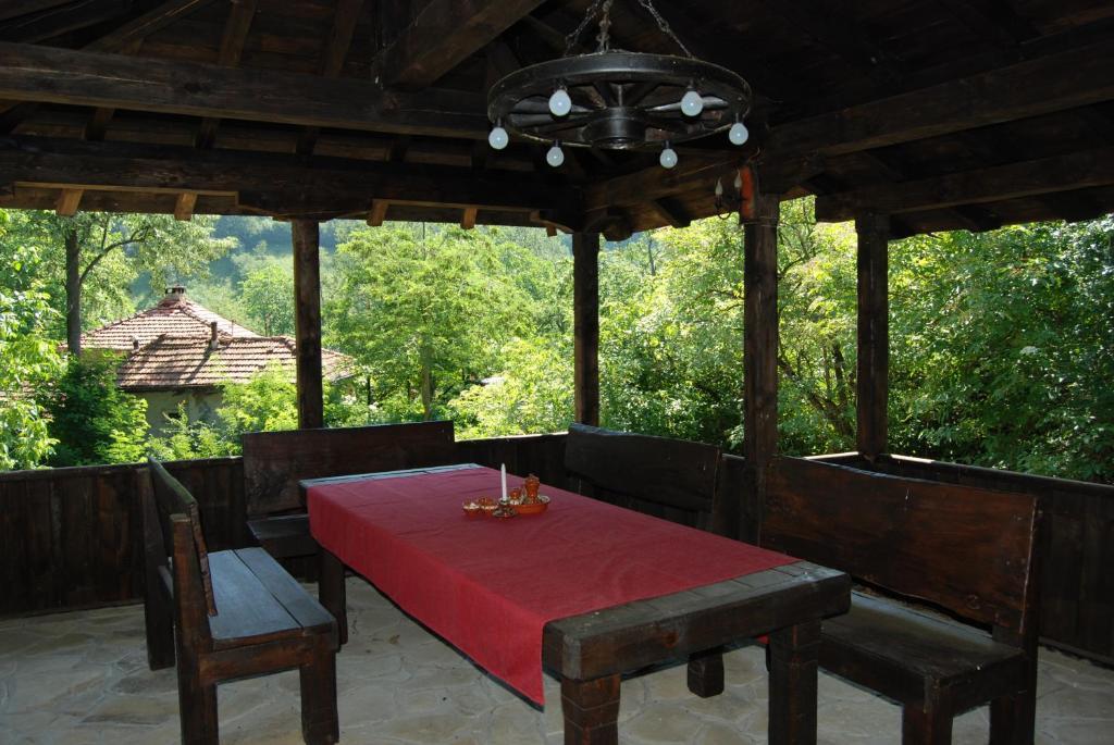 Къща Балканец Balkanets (Lovech) Exteriör bild